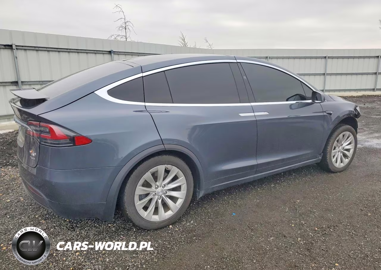 2018 Tesla Model X VIN:5YJXCDE23JF114147 - 5