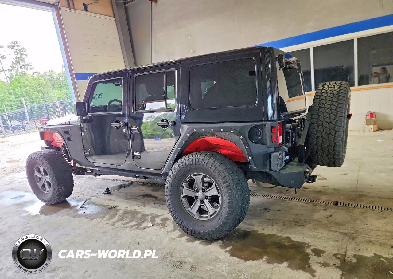 2017 Jeep Wrangler Unlimited Rubicon VIN:1C4BJWFG9HL724843 - 2