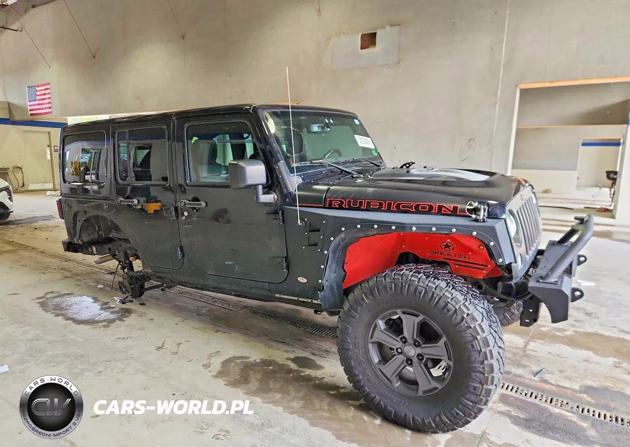 2017 Jeep Wrangler Unlimited Rubicon VIN:1C4BJWFG9HL724843 - 4