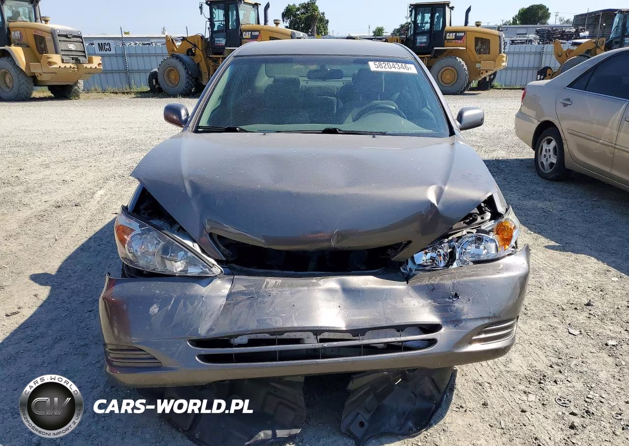 2004 Toyota Camry Le VIN:4T1BE32K94U940902 - 5
