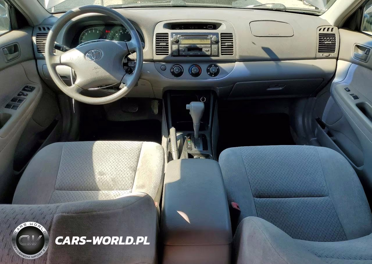 2004 Toyota Camry Le VIN:4T1BE32K94U940902 - 8