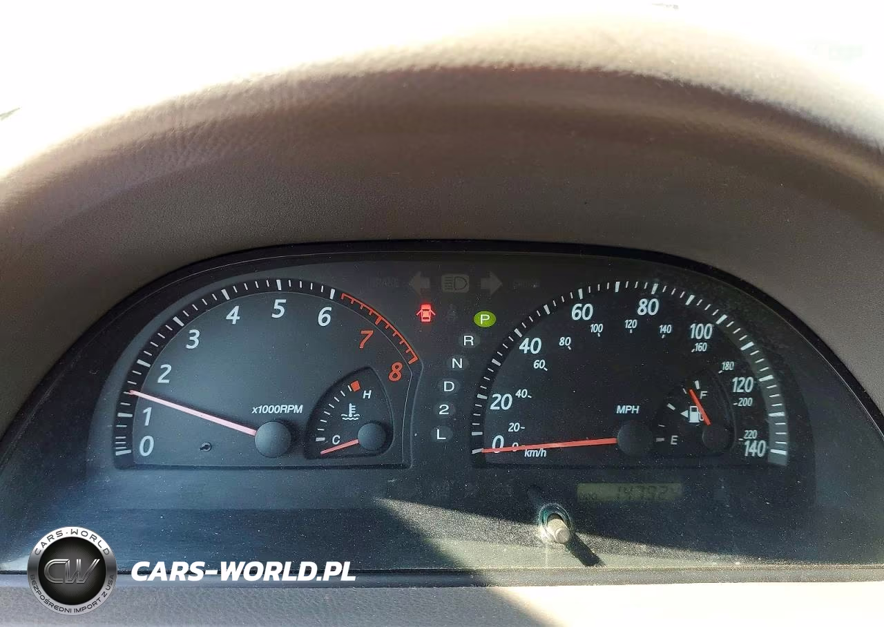 2004 Toyota Camry Le VIN:4T1BE32K94U940902 - 9