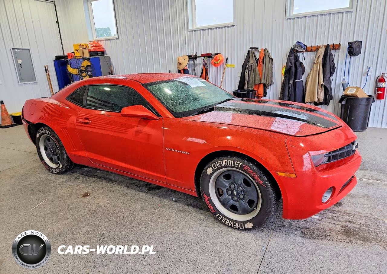 2011 Chevrolet Camaro Ls VIN:2G1FA1ED7B9100106 - 4