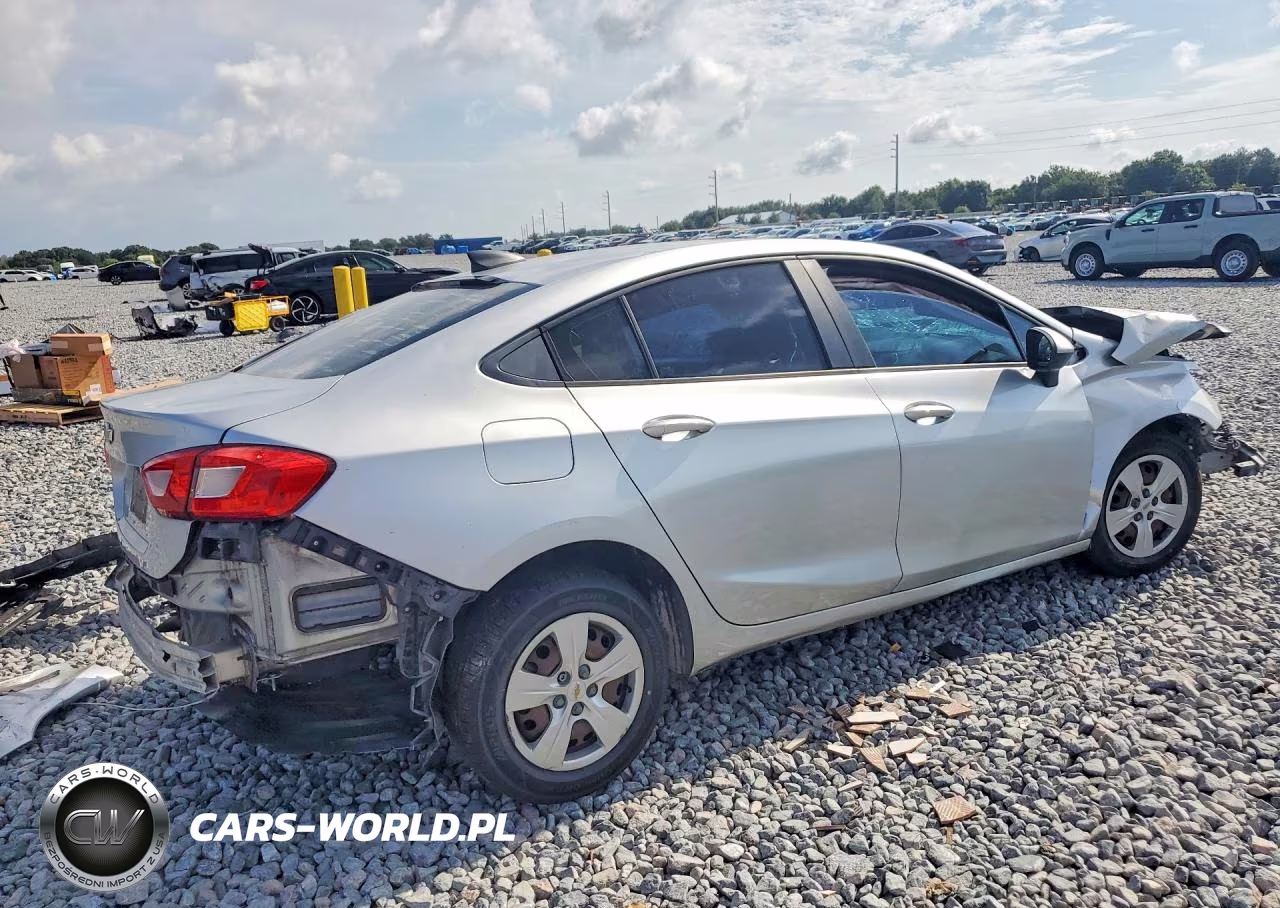 2017 Chevrolet Cruze Ls VIN:1G1BC5SM6H7272304 - 3