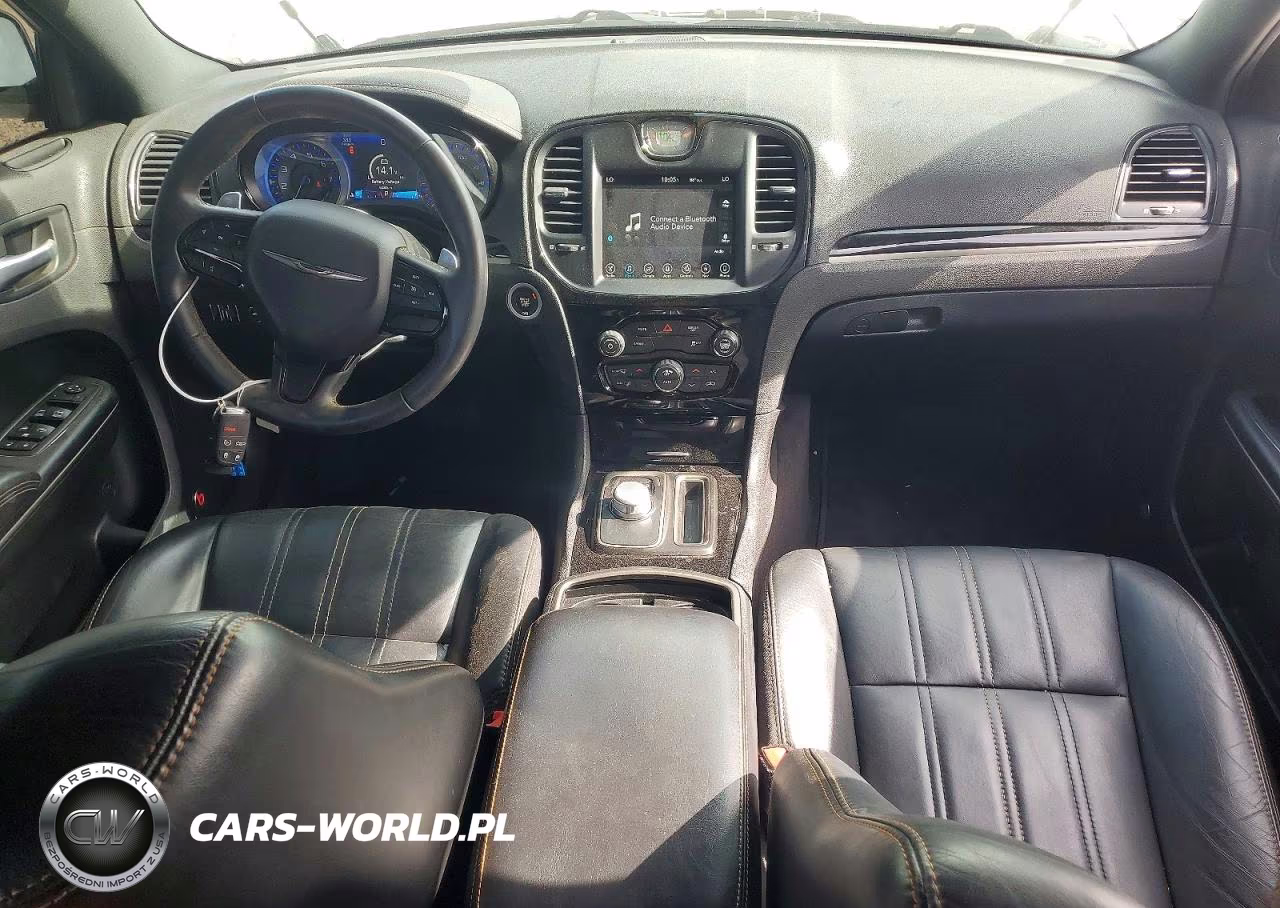 2017 Chrysler 300 S VIN:2C3CCABG0HH668994 - 8