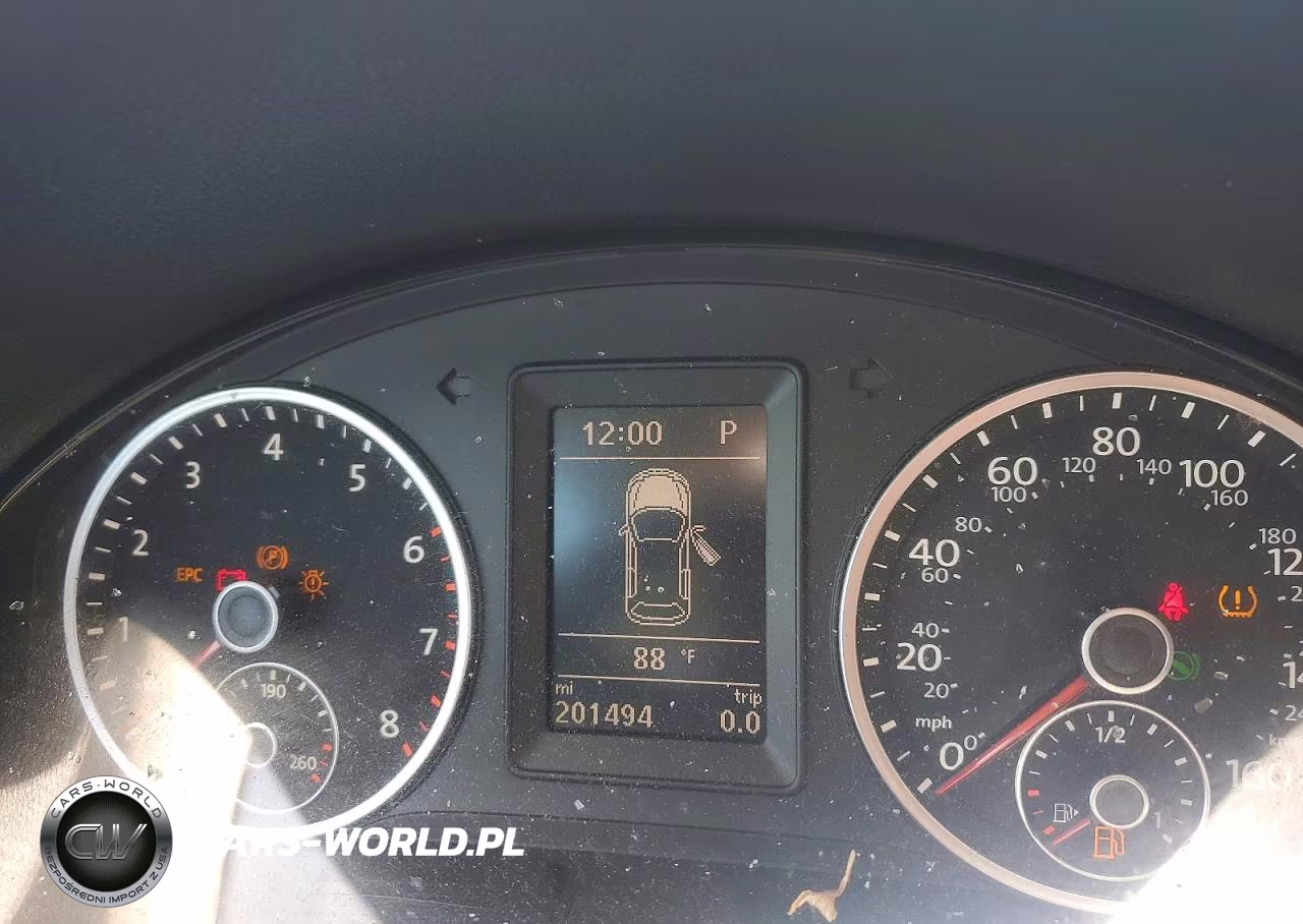 2017 Volkswagen Tiguan S VIN:WVGBV7AX6HK027360 - 9