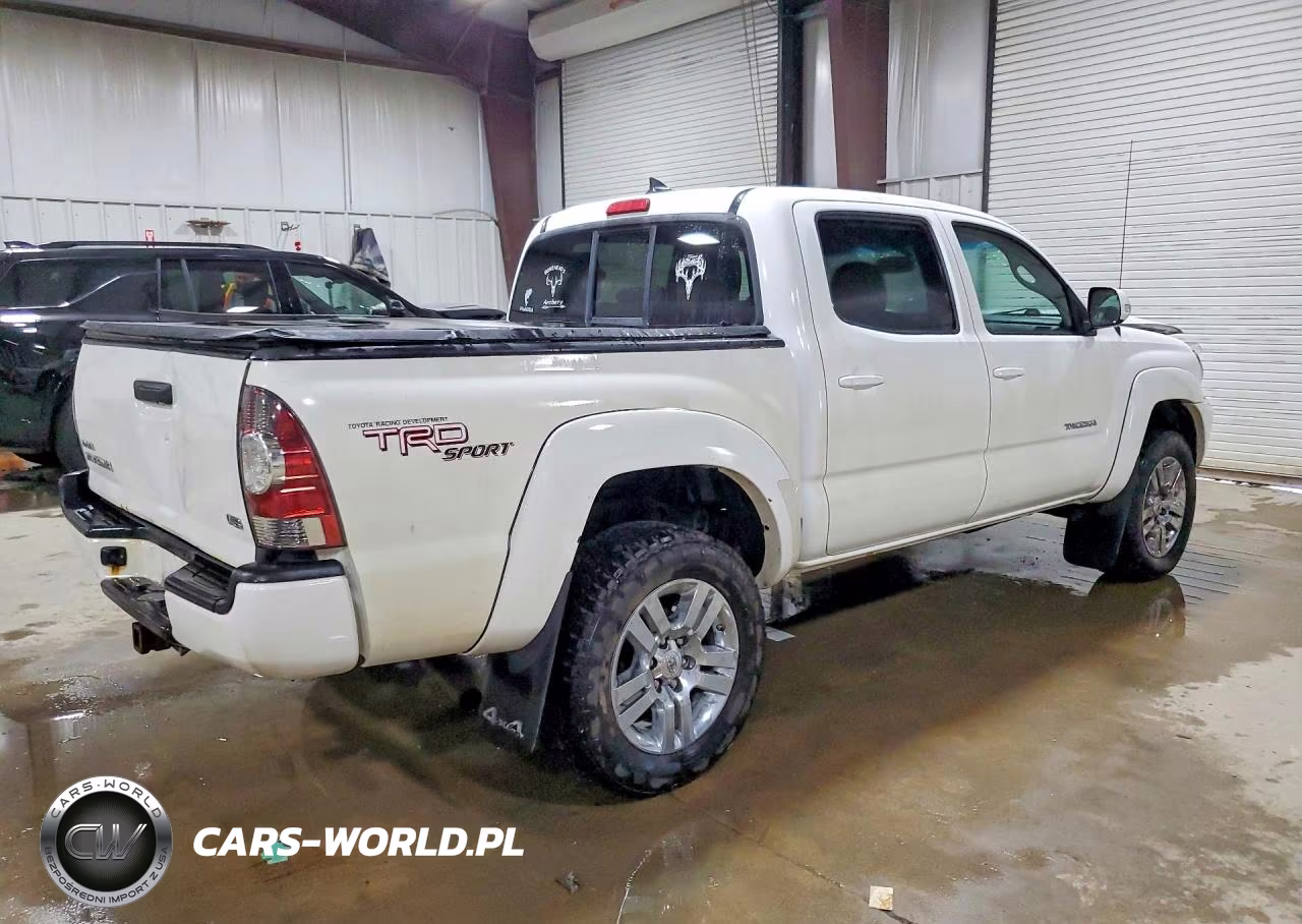 2012 Toyota Tacoma Double Cab VIN:3TMLU4EN7CM091444 - 3