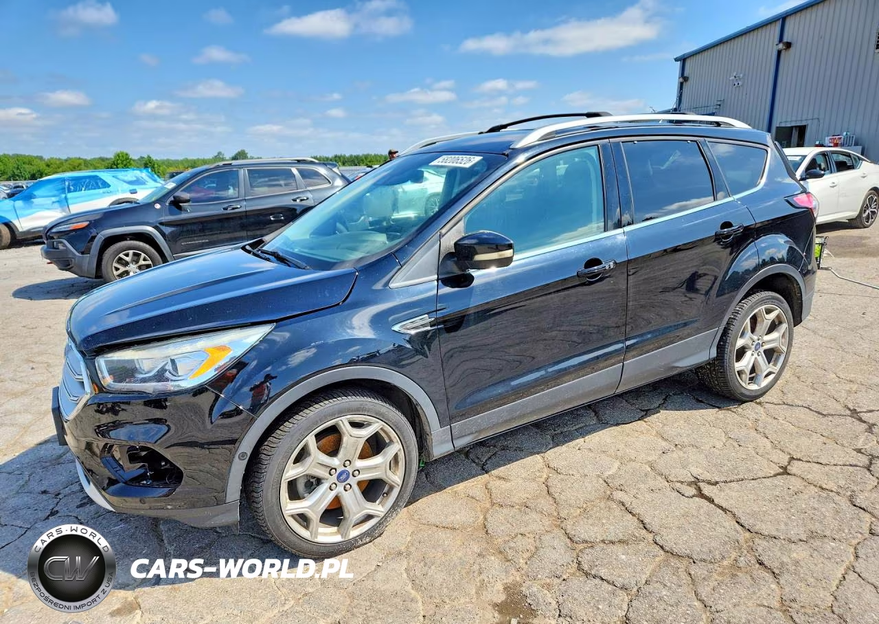 2018 Ford Escape Titanium – zdjęcie 1 z 13