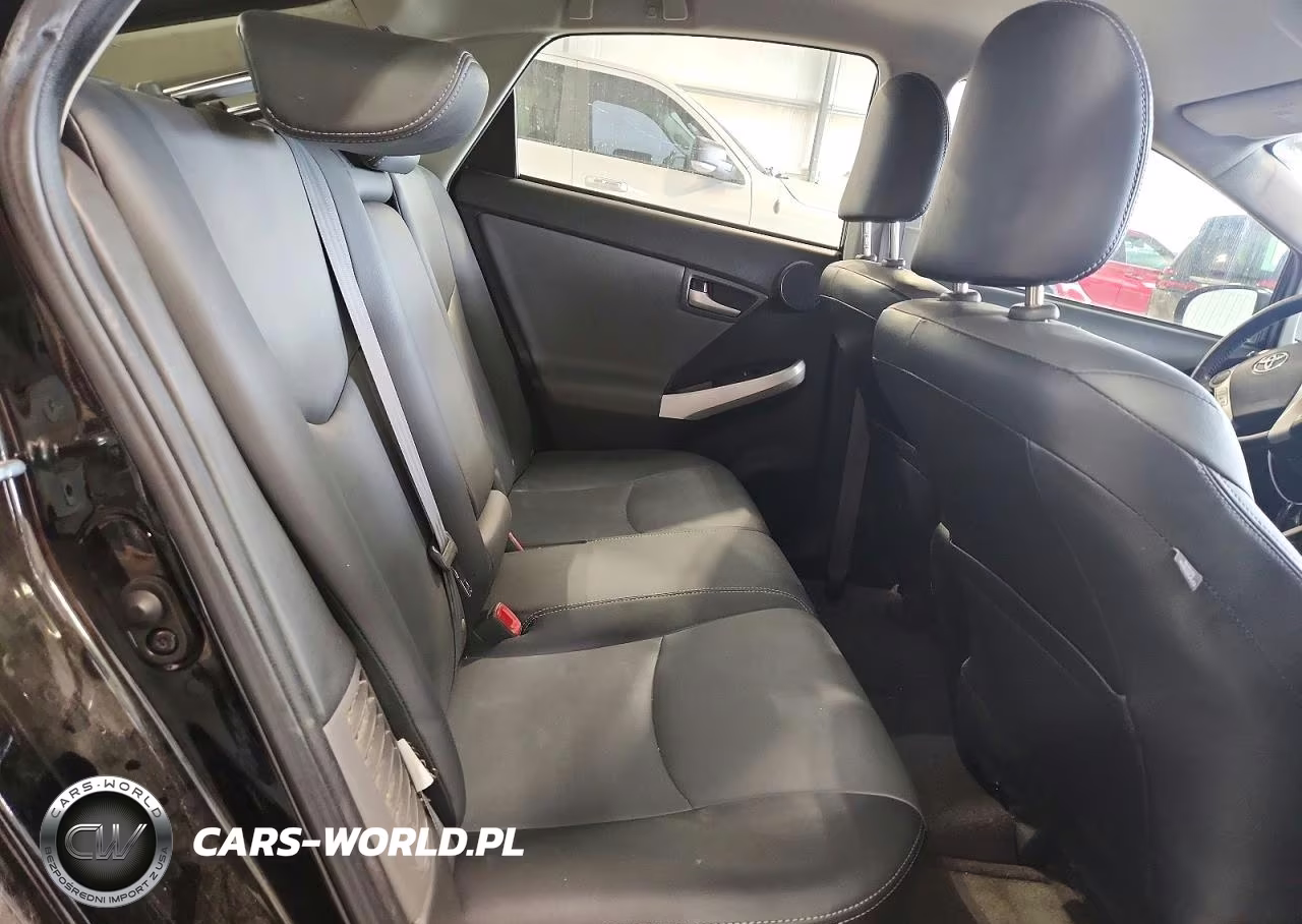 2014 Toyota Prius Four VIN:JTDKN3DU3E1754262 - 10