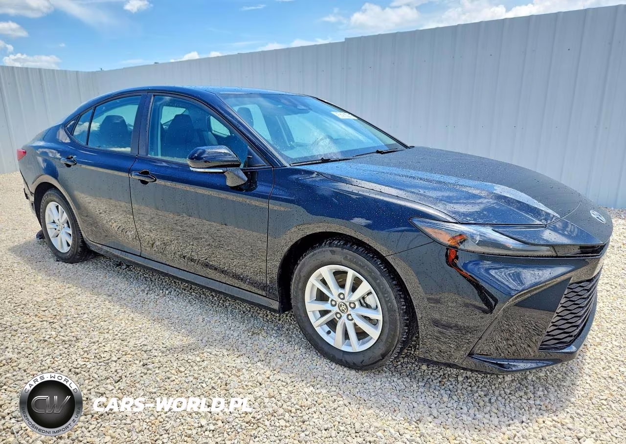 2026 Toyota Camry Le VIN:4T1DAACK3TU695469 - 4
