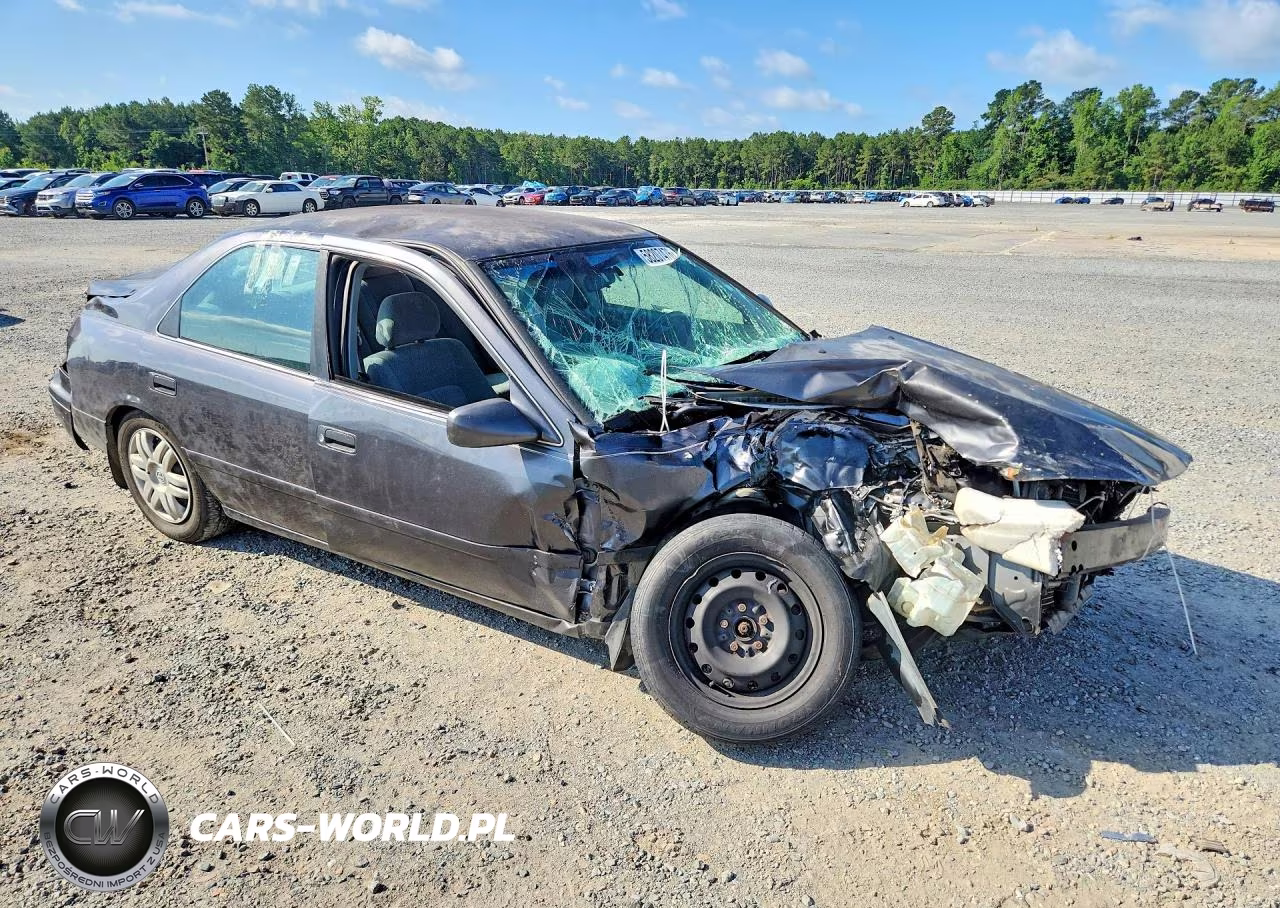2001 Toyota Camry Le VIN:4T1BG22K11U867444 - 4