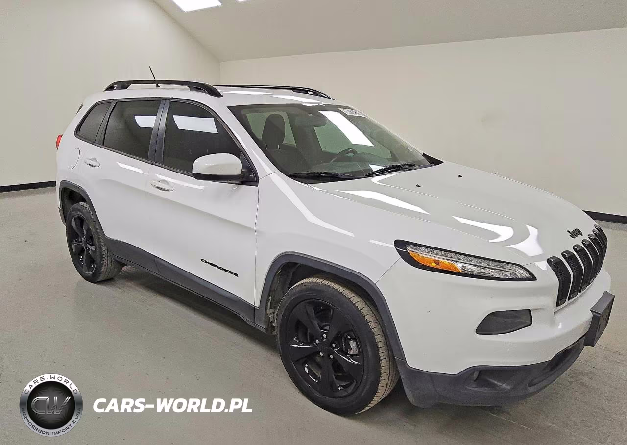 2018 Jeep Cherokee Latitude VIN:1C4PJLCX3JD552804 - 4