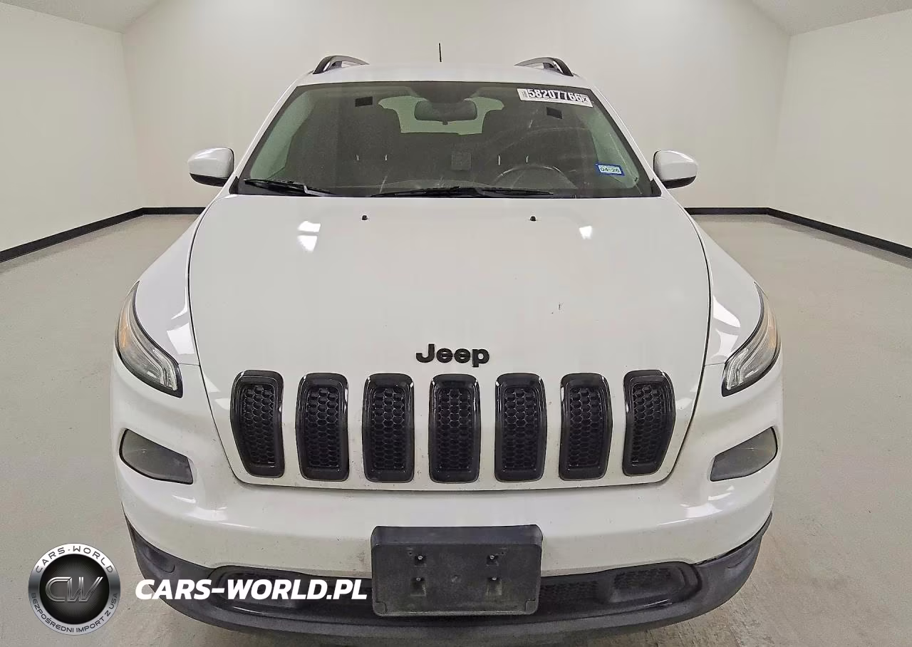 2018 Jeep Cherokee Latitude VIN:1C4PJLCX3JD552804 - 5