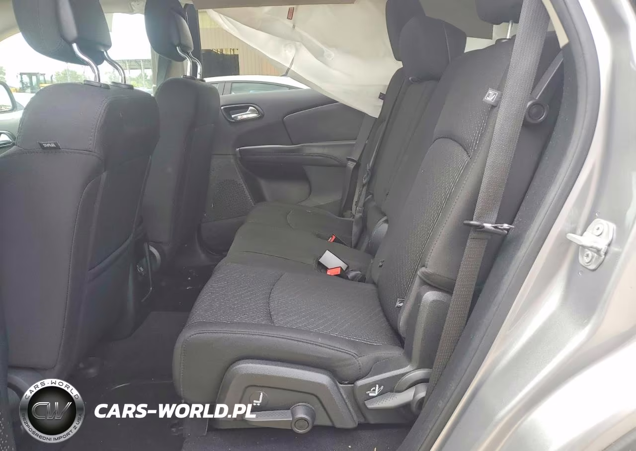 2018 Dodge Journey Se VIN:3C4PDCABXJT517847 - 11