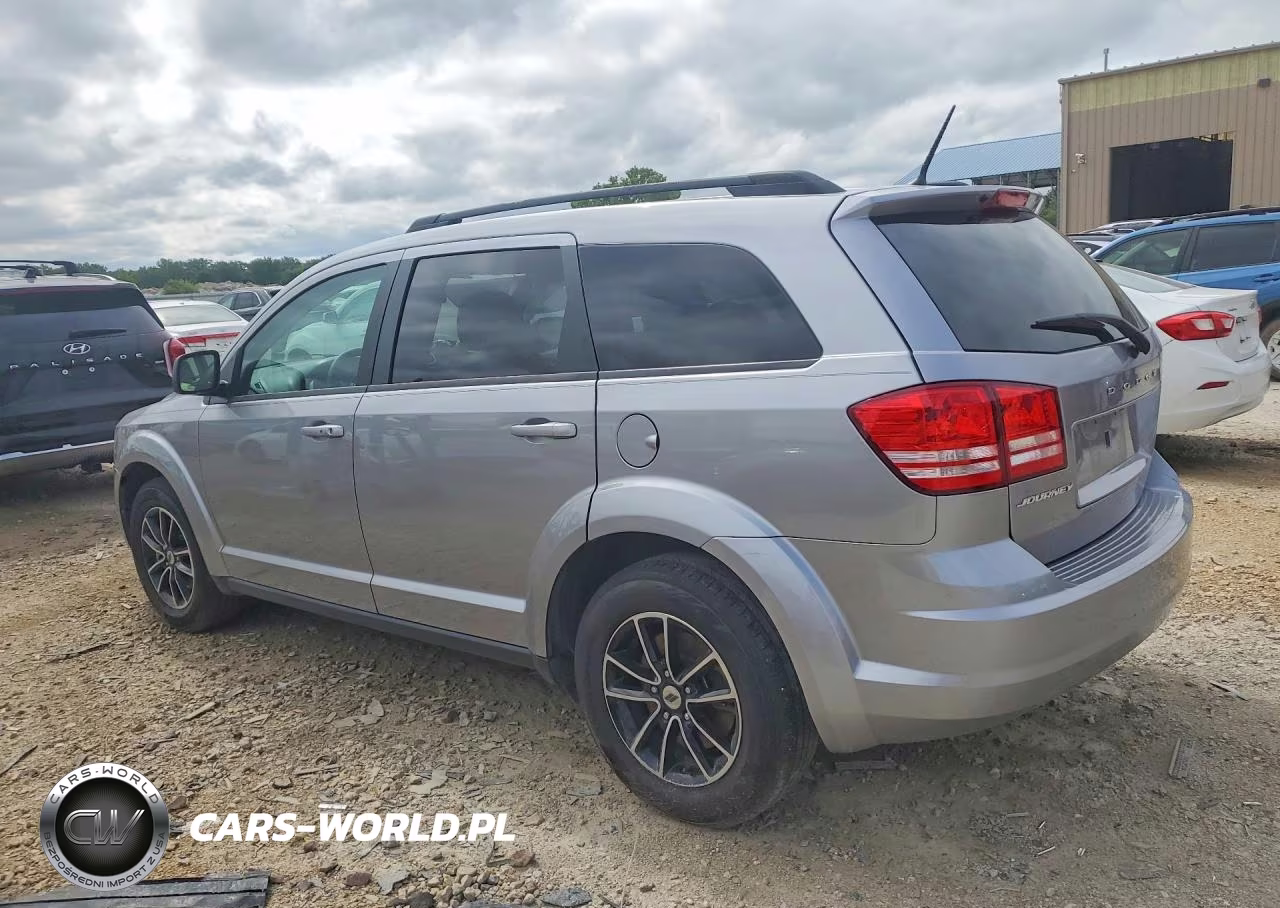 2018 Dodge Journey Se VIN:3C4PDCABXJT517847 - 2