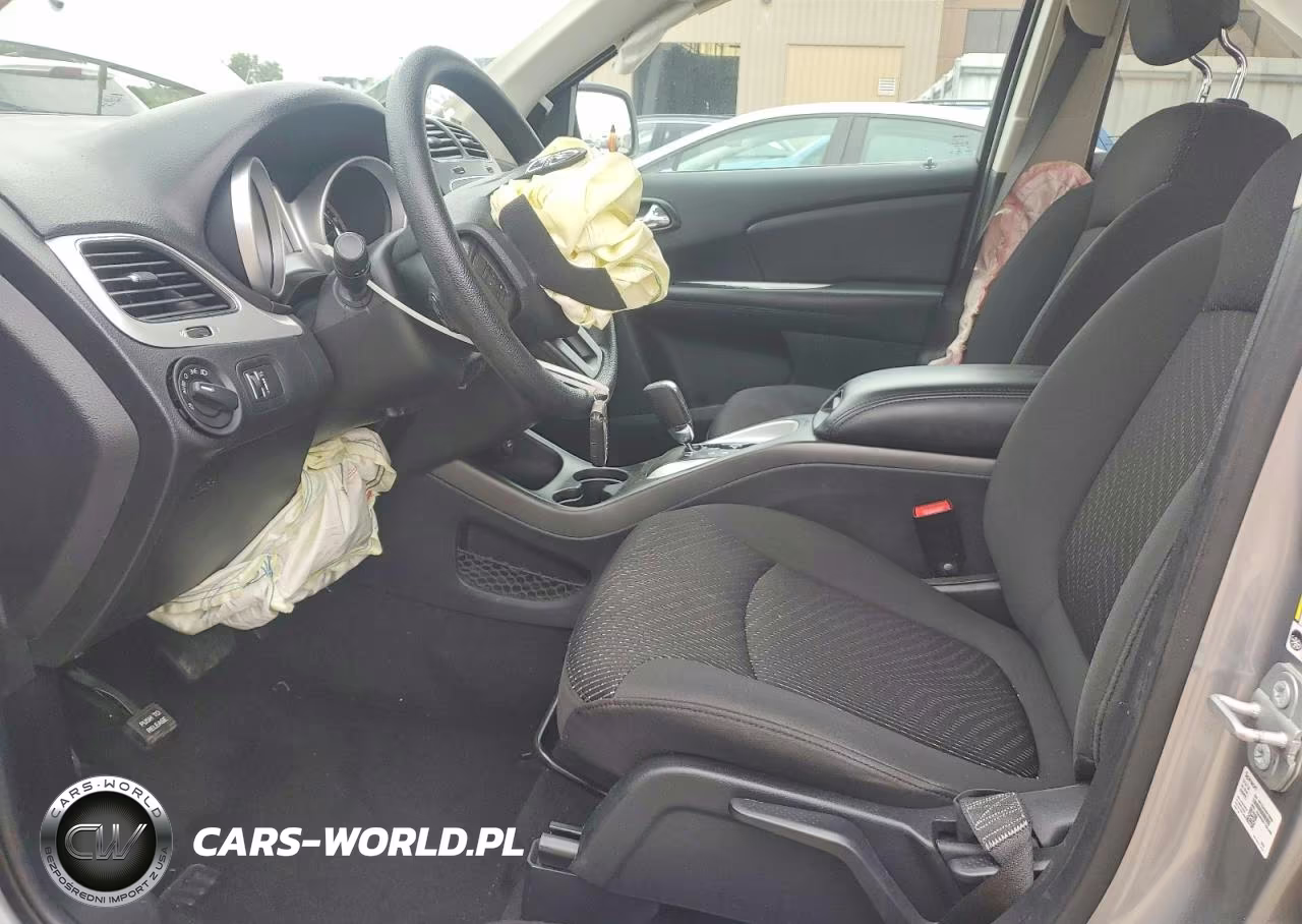 2018 Dodge Journey Se VIN:3C4PDCABXJT517847 - 7