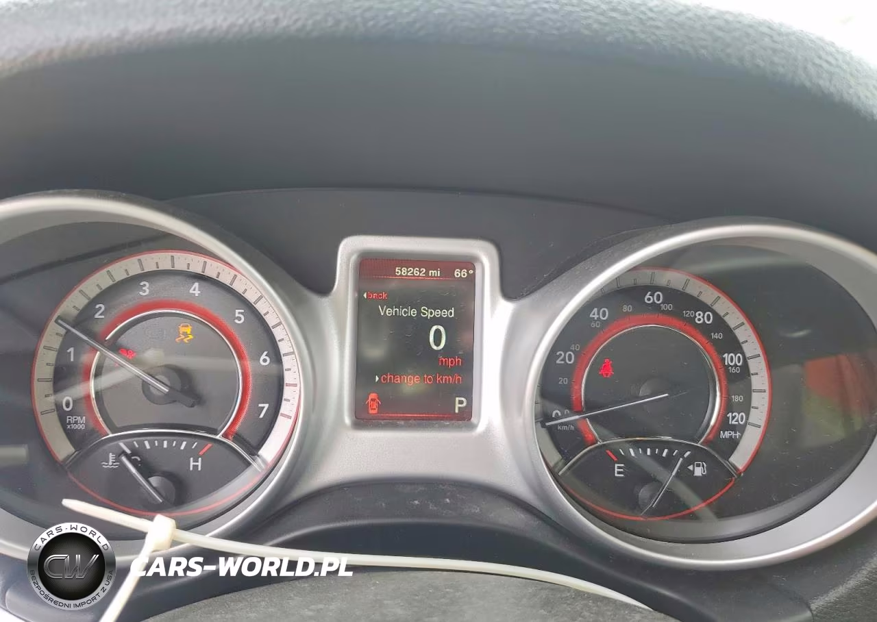 2018 Dodge Journey Se VIN:3C4PDCABXJT517847 - 9