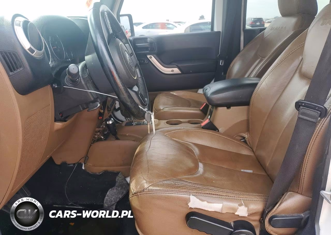 2015 Jeep Wrangler Unlimited Sahara VIN:1C4BJWEG4FL612210 - 7