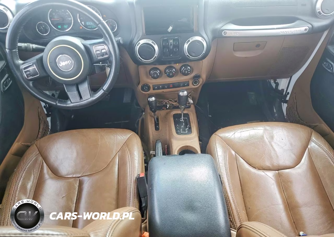 2015 Jeep Wrangler Unlimited Sahara VIN:1C4BJWEG4FL612210 - 8