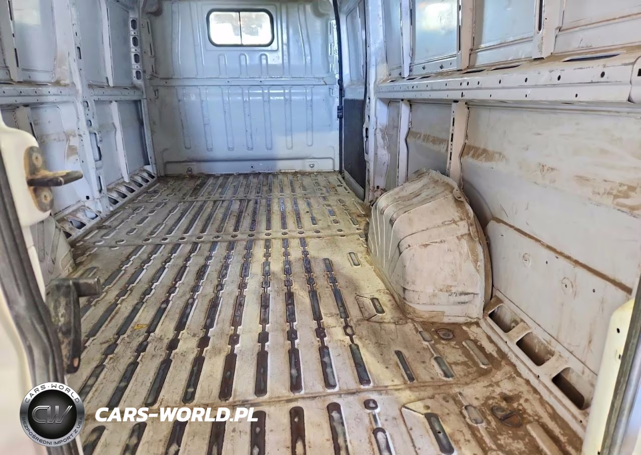 2025 Ram Promaster 3500 Delivery Van VIN:3C6MRVJG6SE517692 - 10