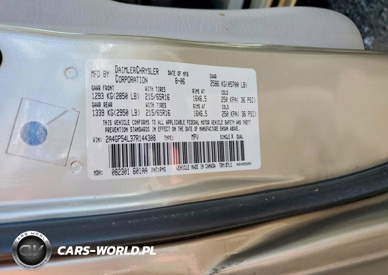 2007 Chrysler Town & Country Touring VIN:2A4GP54L37R144308 - 13