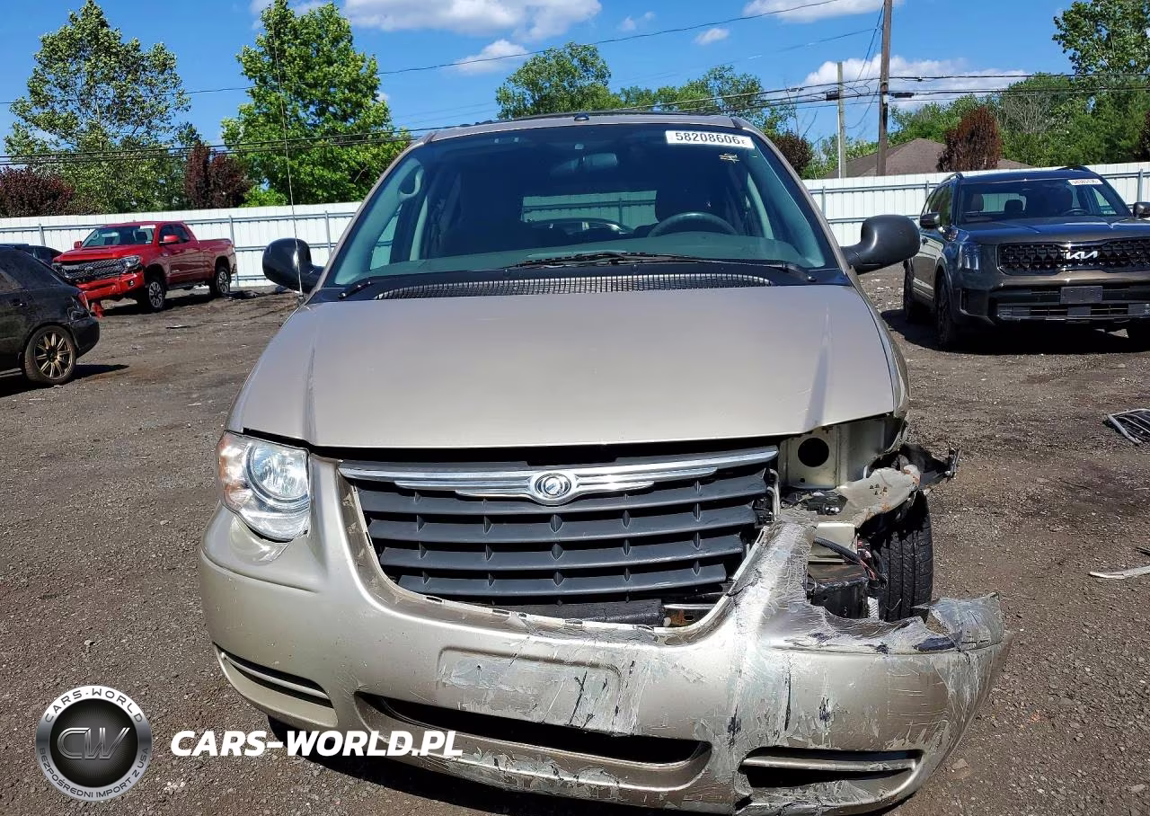 2007 Chrysler Town & Country Touring VIN:2A4GP54L37R144308 - 5