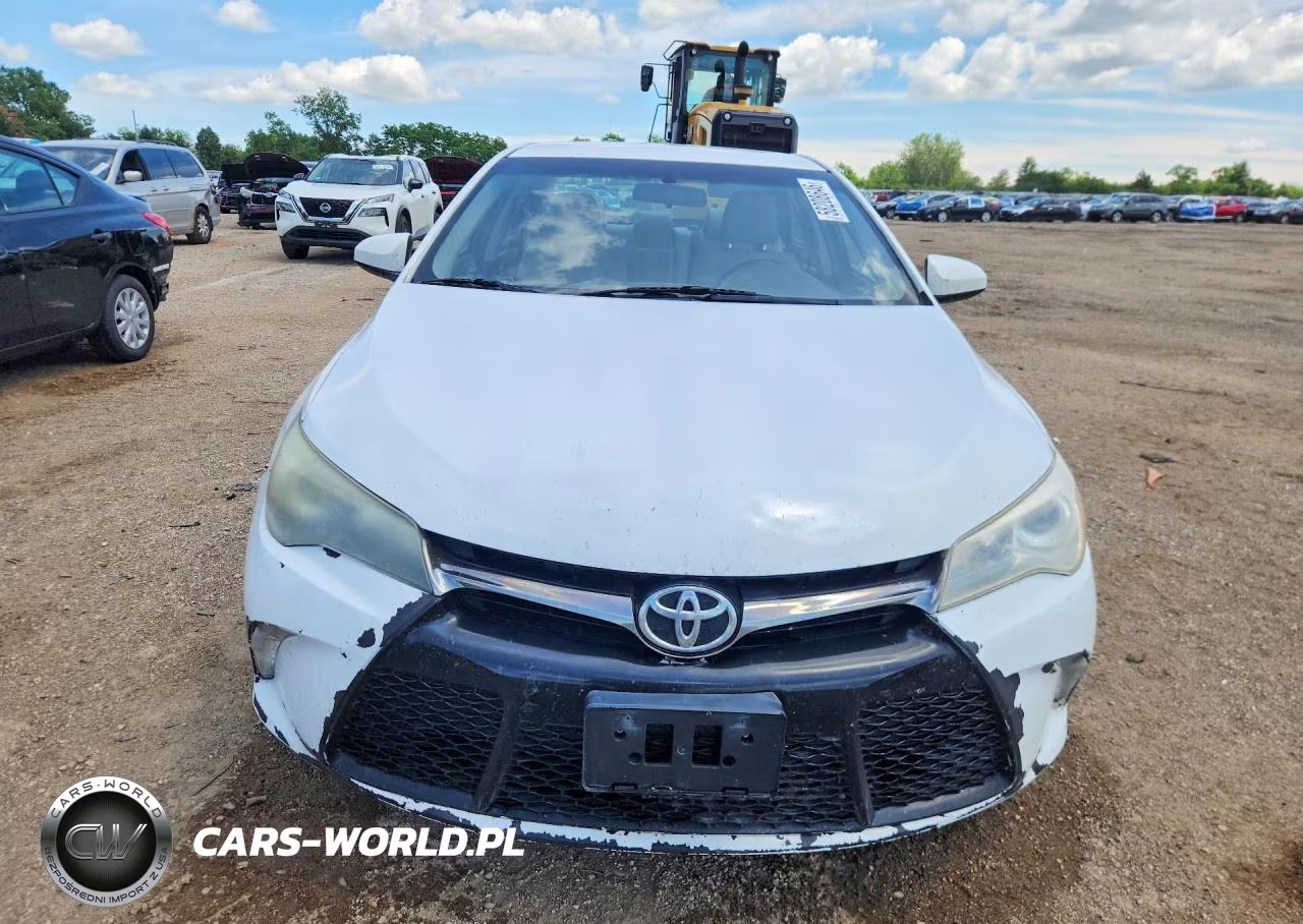 2015 Toyota Camry Se VIN:4T1BF1FK0FU034524 - 5