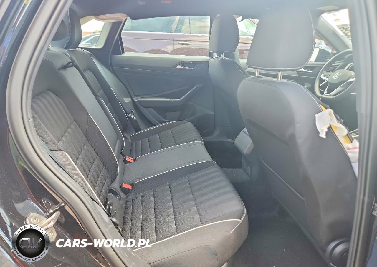 2023 Volkswagen Jetta Sport VIN:3VWBM7BU4PM056615 - 10