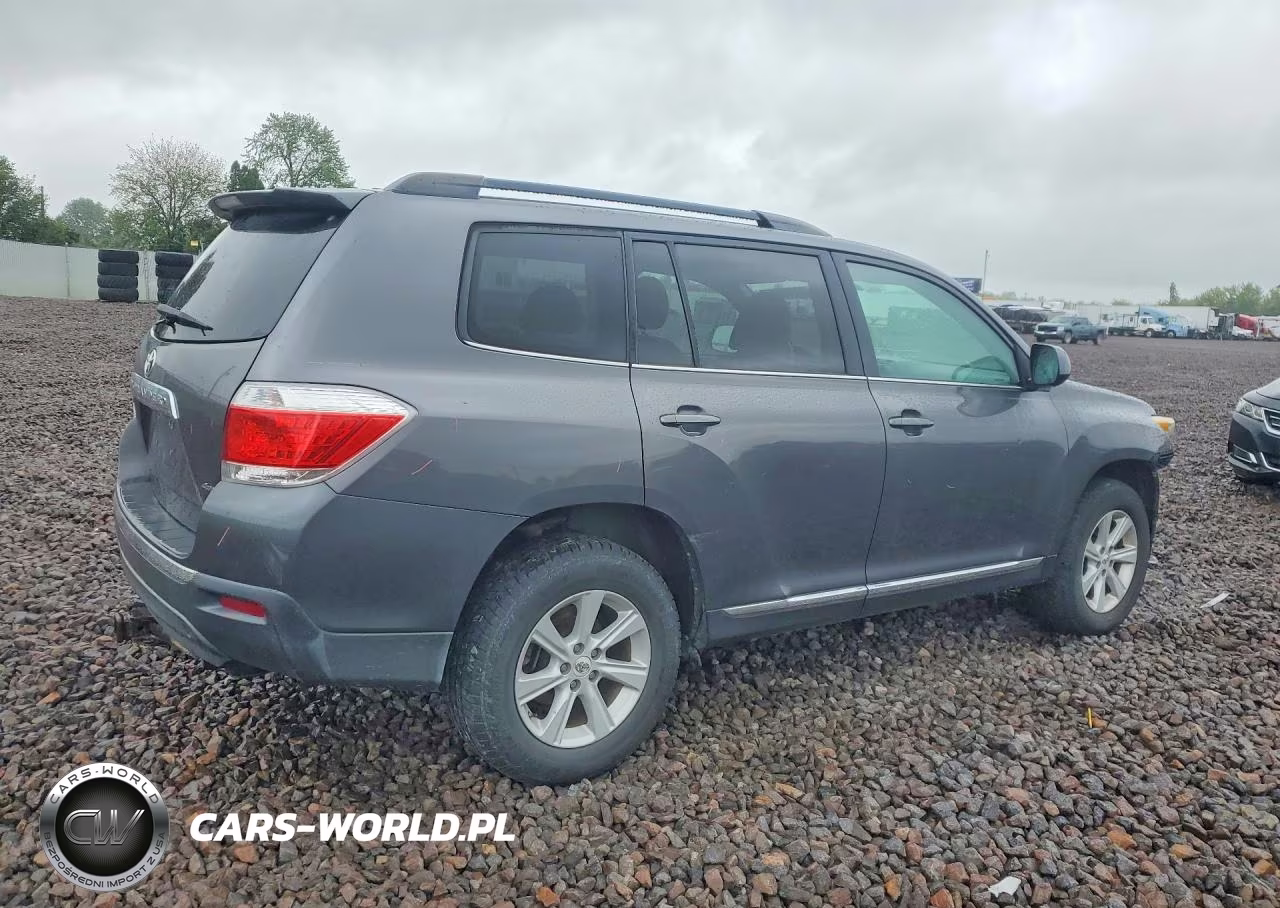 2012 Toyota Highlander Base VIN:5TDBK3EH9CS167400 - 3
