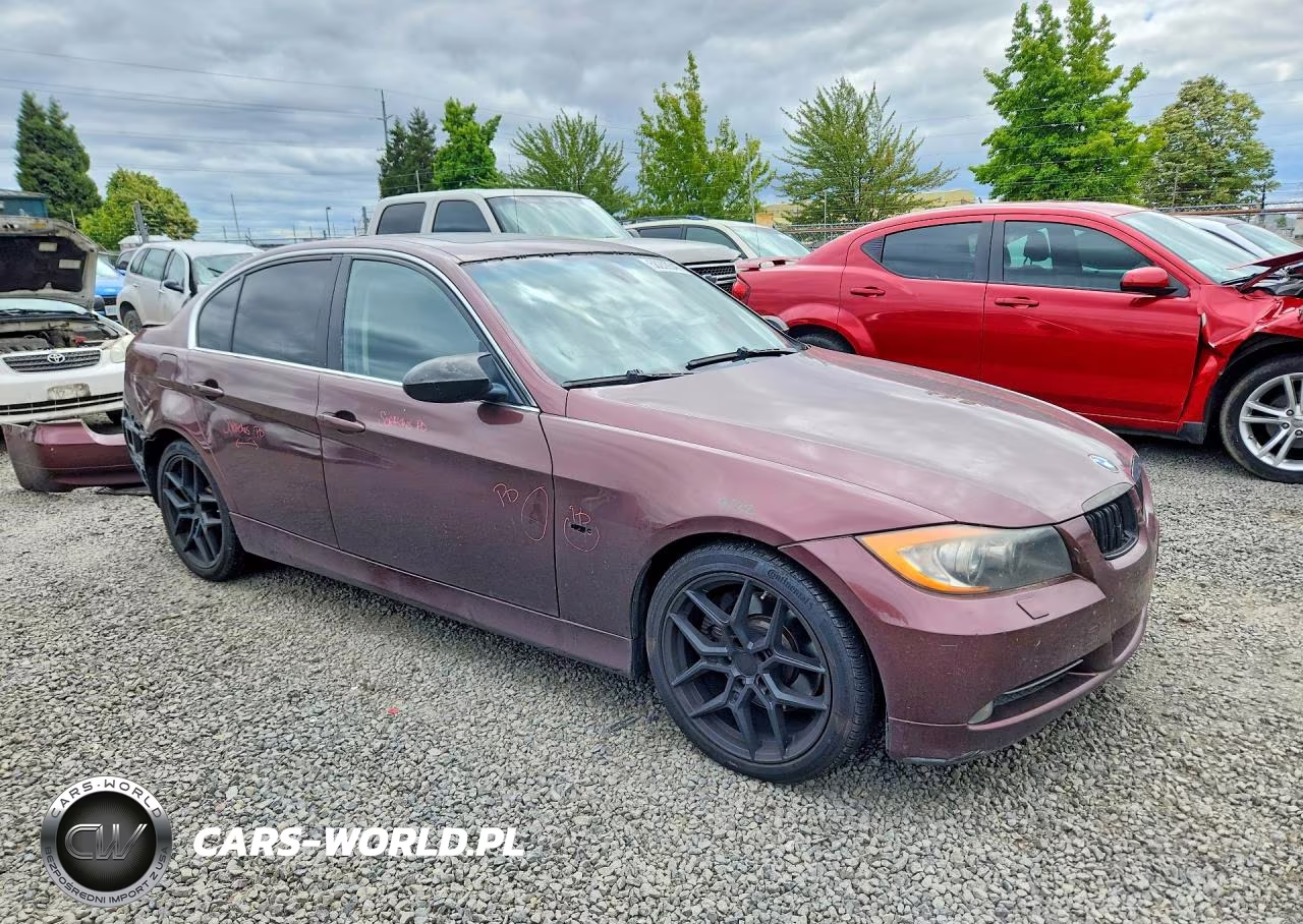 2006 BMW 330 Xi VIN:WBAVD33526KV63418 - 4