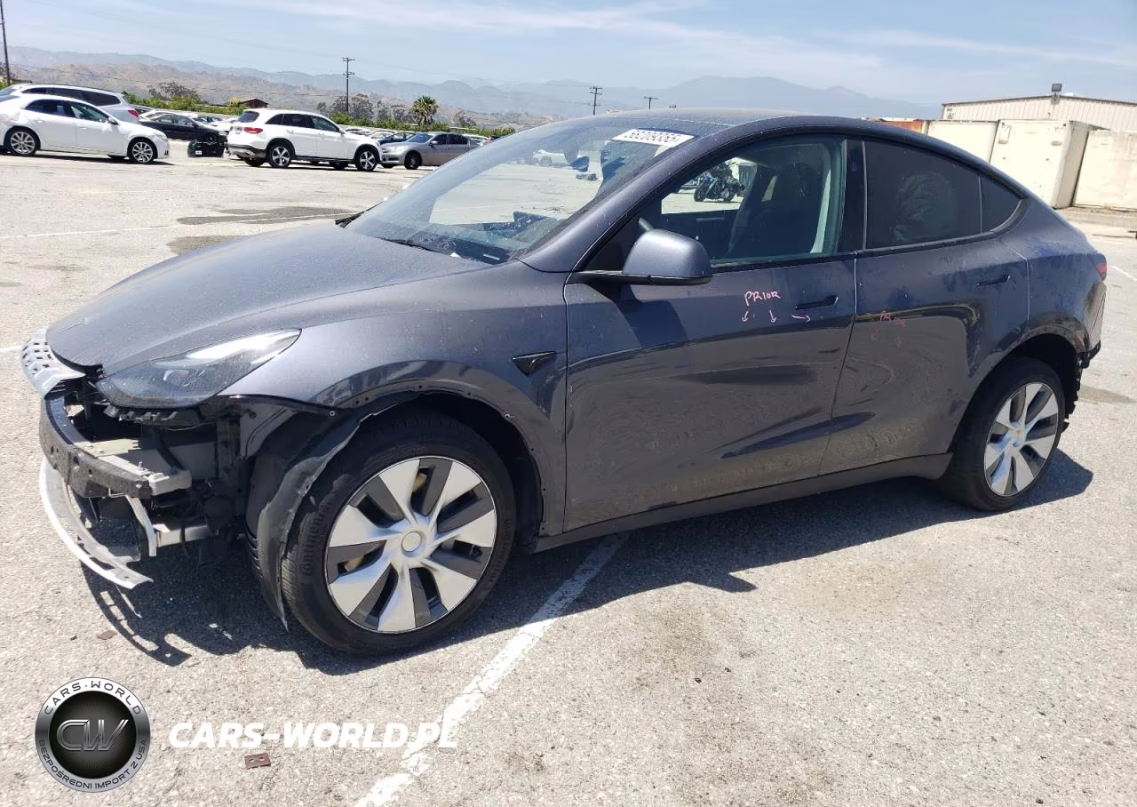 2023 Tesla Model Y – zdjęcie 1 z 12