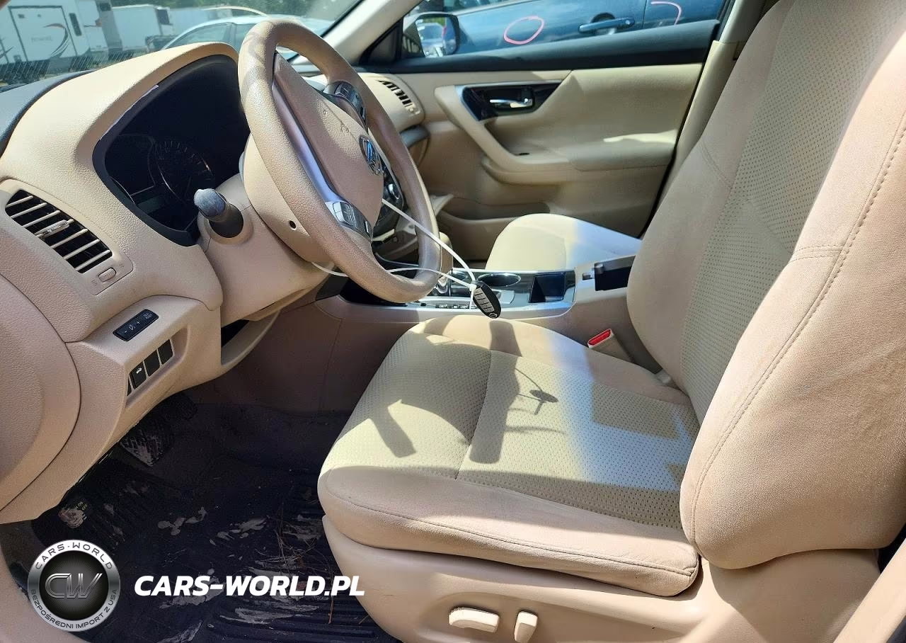 2014 Nissan Altima 2.5 S VIN:1N4AL3AP3EN225764 - 7