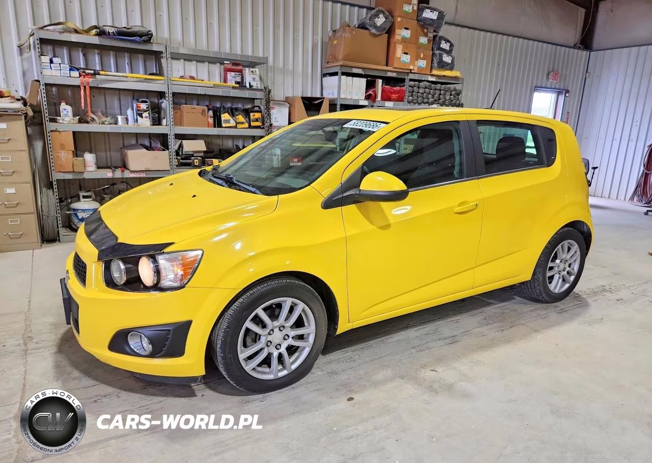2015 Chevrolet Sonic Lt – zdjęcie 1 z 12