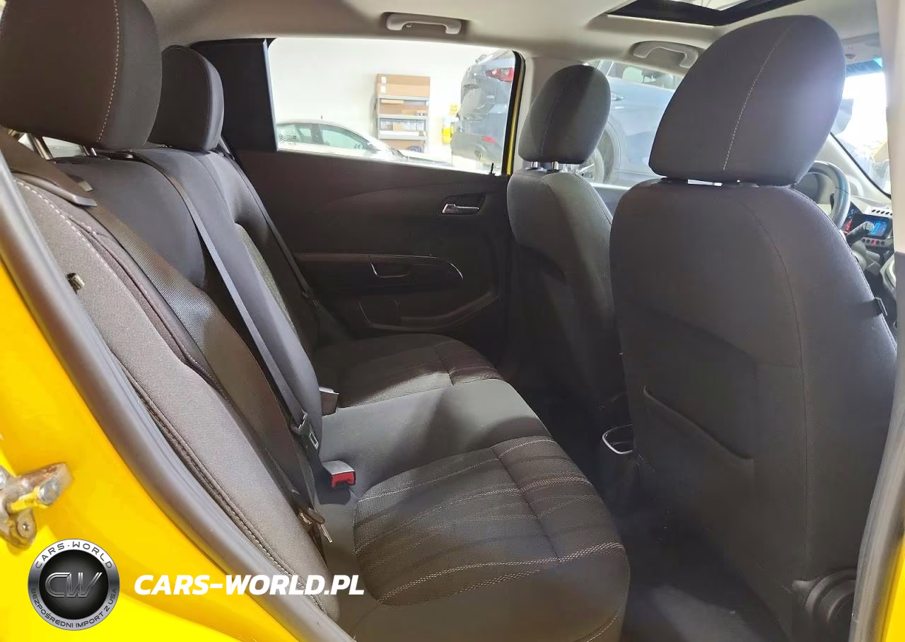 2015 Chevrolet Sonic Lt VIN:1G1JC6SH4F4181924 - 10
