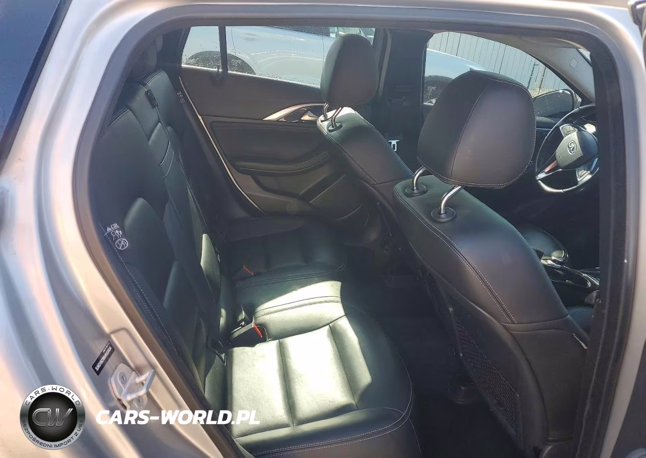 2017 Infiniti Qx30 Premium VIN:SJKCH5CR6HA022634 - 10