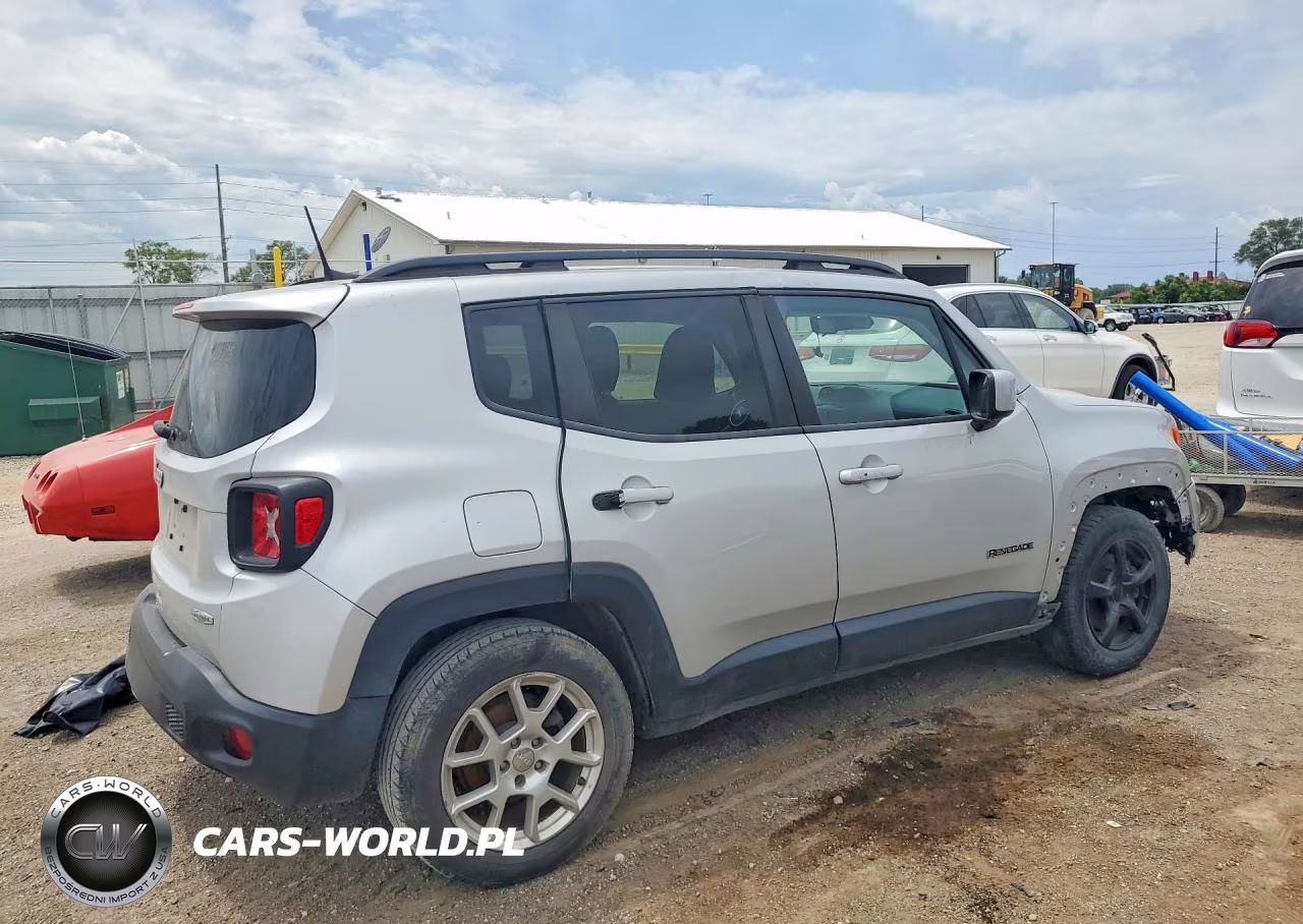 2020 Jeep Renegade Latitude VIN:ZACNJABB0LPL34595 - 3