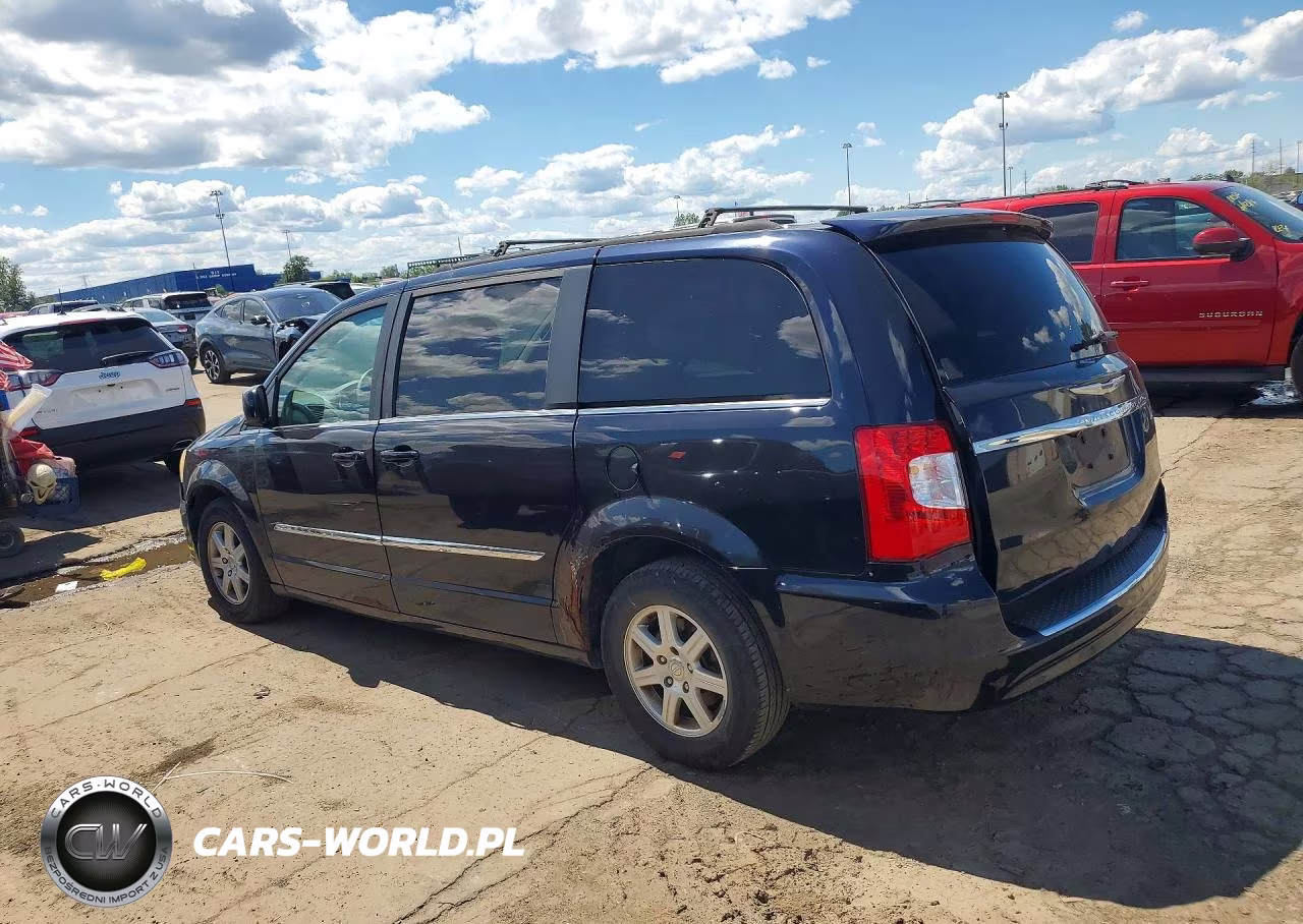 2011 Chrysler Town & Country Touring VIN:2A4RR5DG4BR716520 - 2
