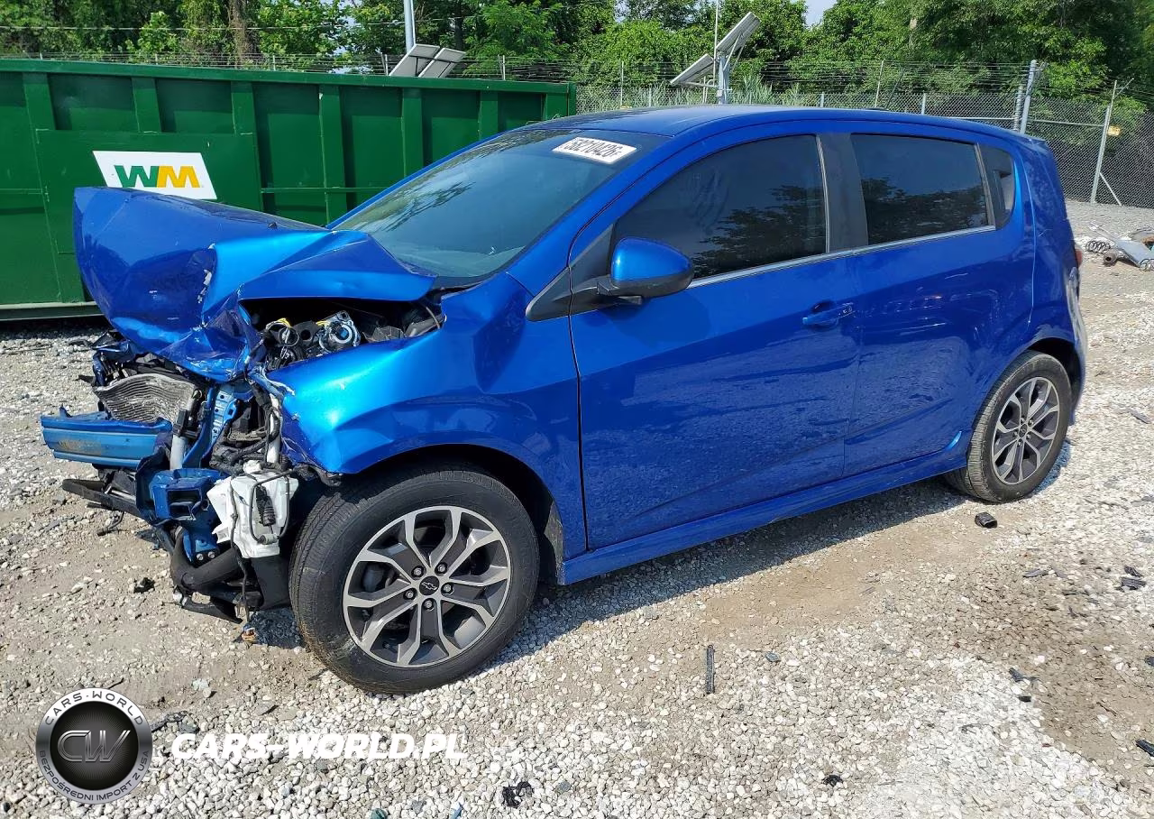 2019 Chevrolet Sonic Lt – zdjęcie 1 z 13