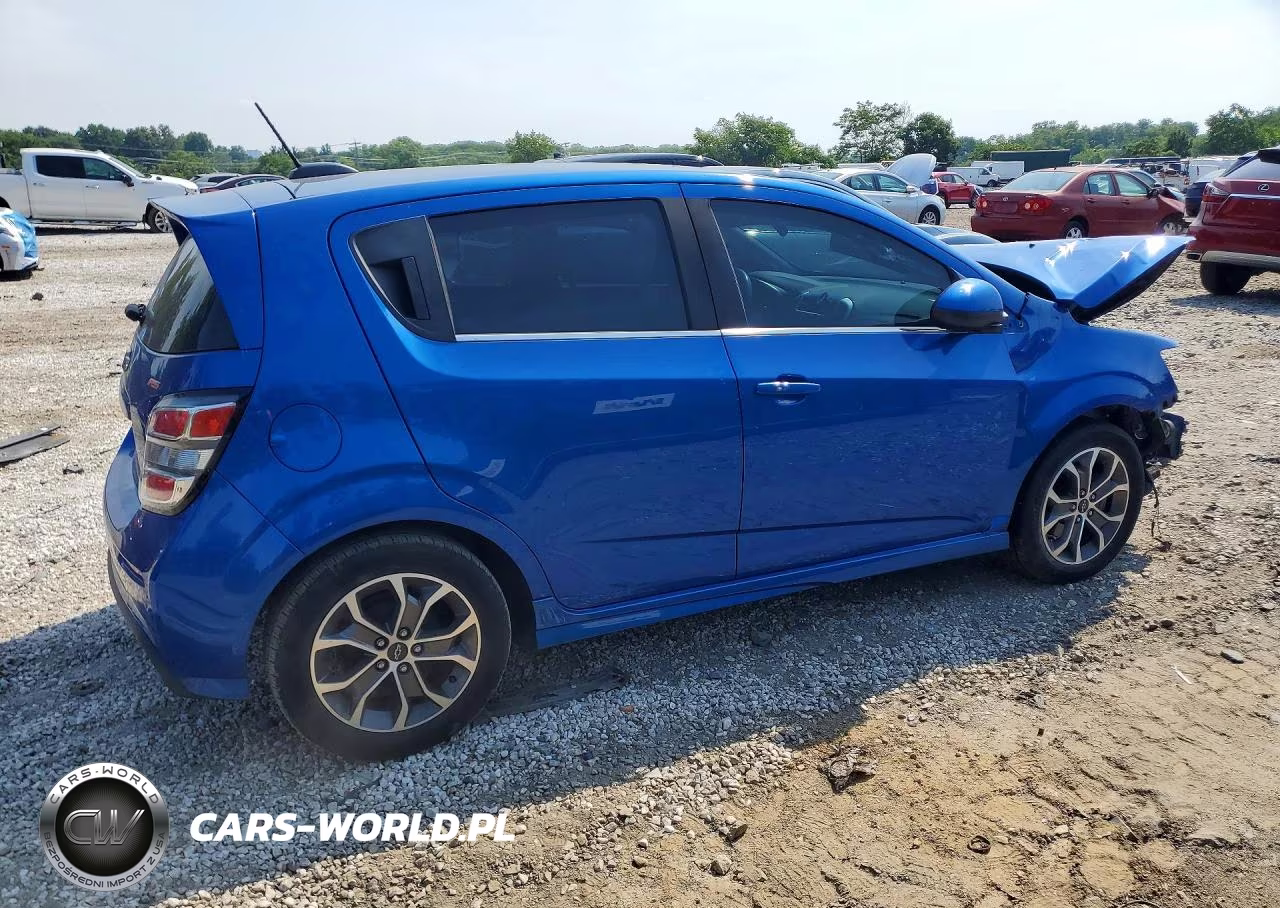 2019 Chevrolet Sonic Lt VIN:1G1JD6SBXK4141284 - 3