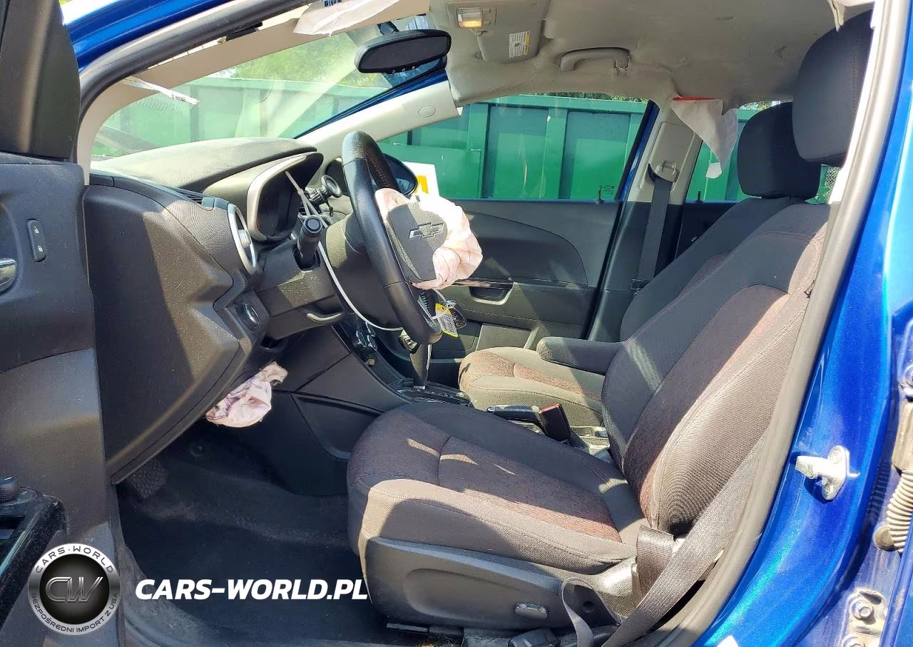2019 Chevrolet Sonic Lt VIN:1G1JD6SBXK4141284 - 7