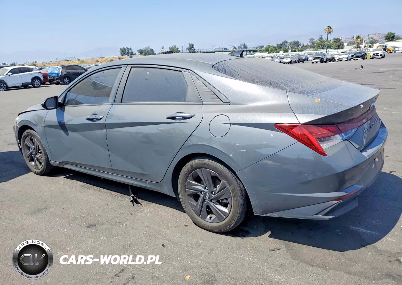 2023 Hyundai Elantra Blue VIN:KMHLM4AJ0PU077806 - 2