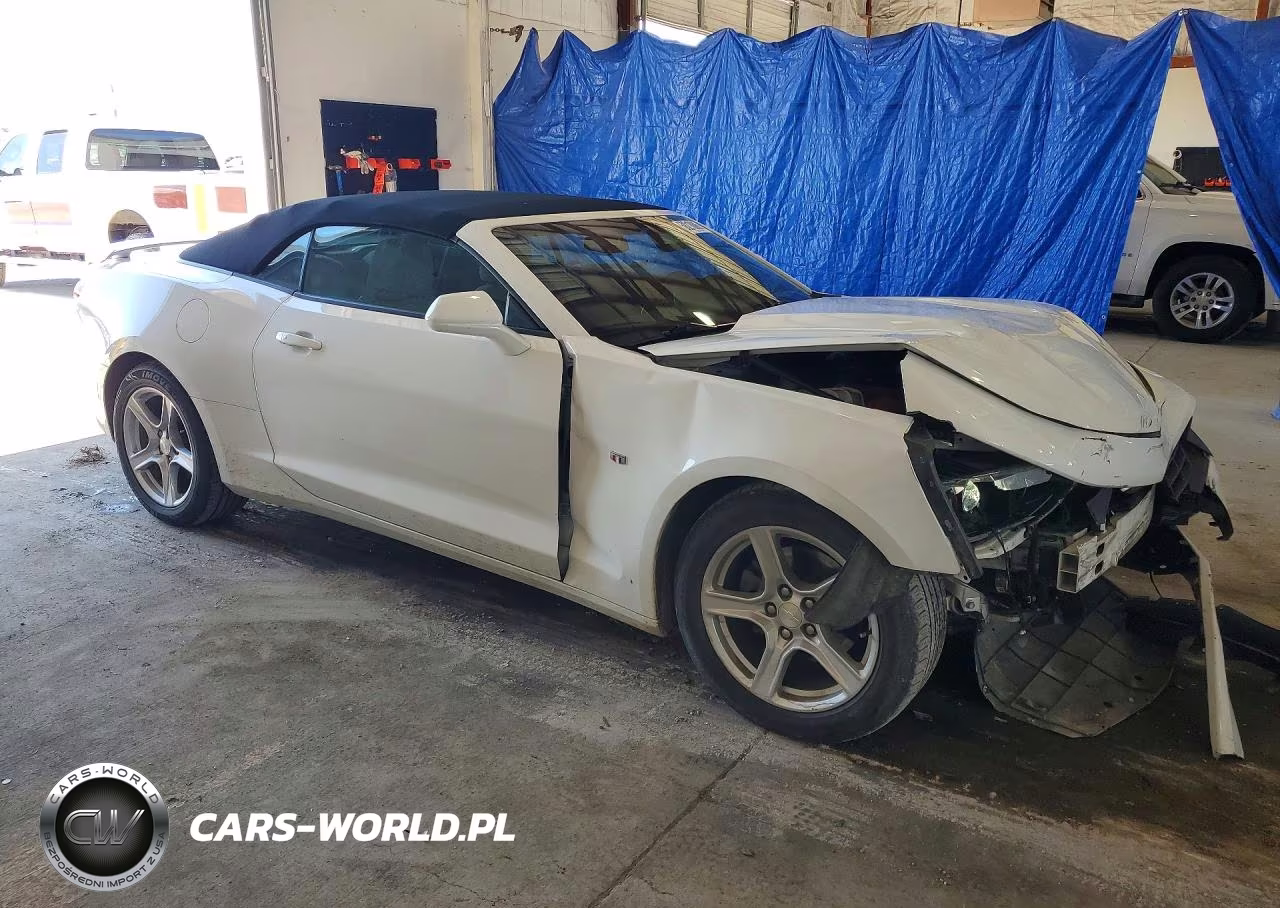 2023 Chevrolet Camaro Ls VIN:1G1FB3DX7P0132219 - 4