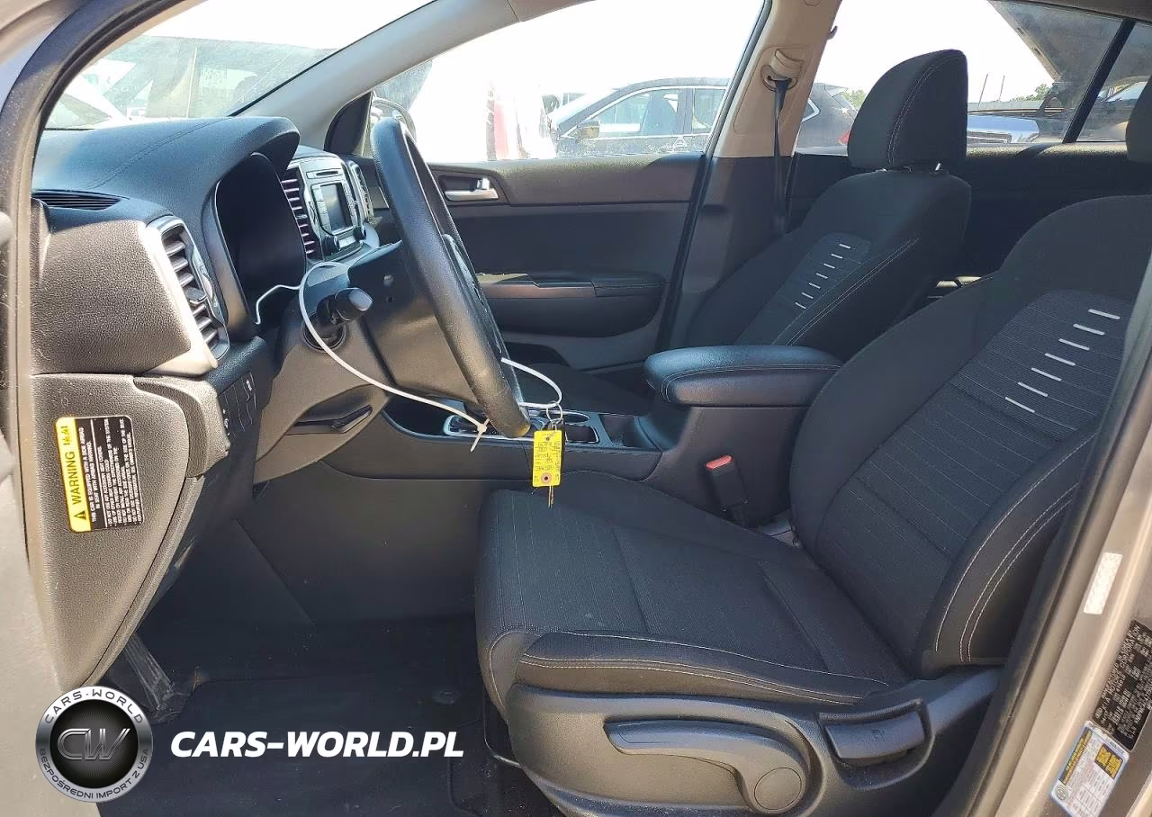 2018 Kia Sportage Lx VIN:KNDPMCAC4J7303479 - 7