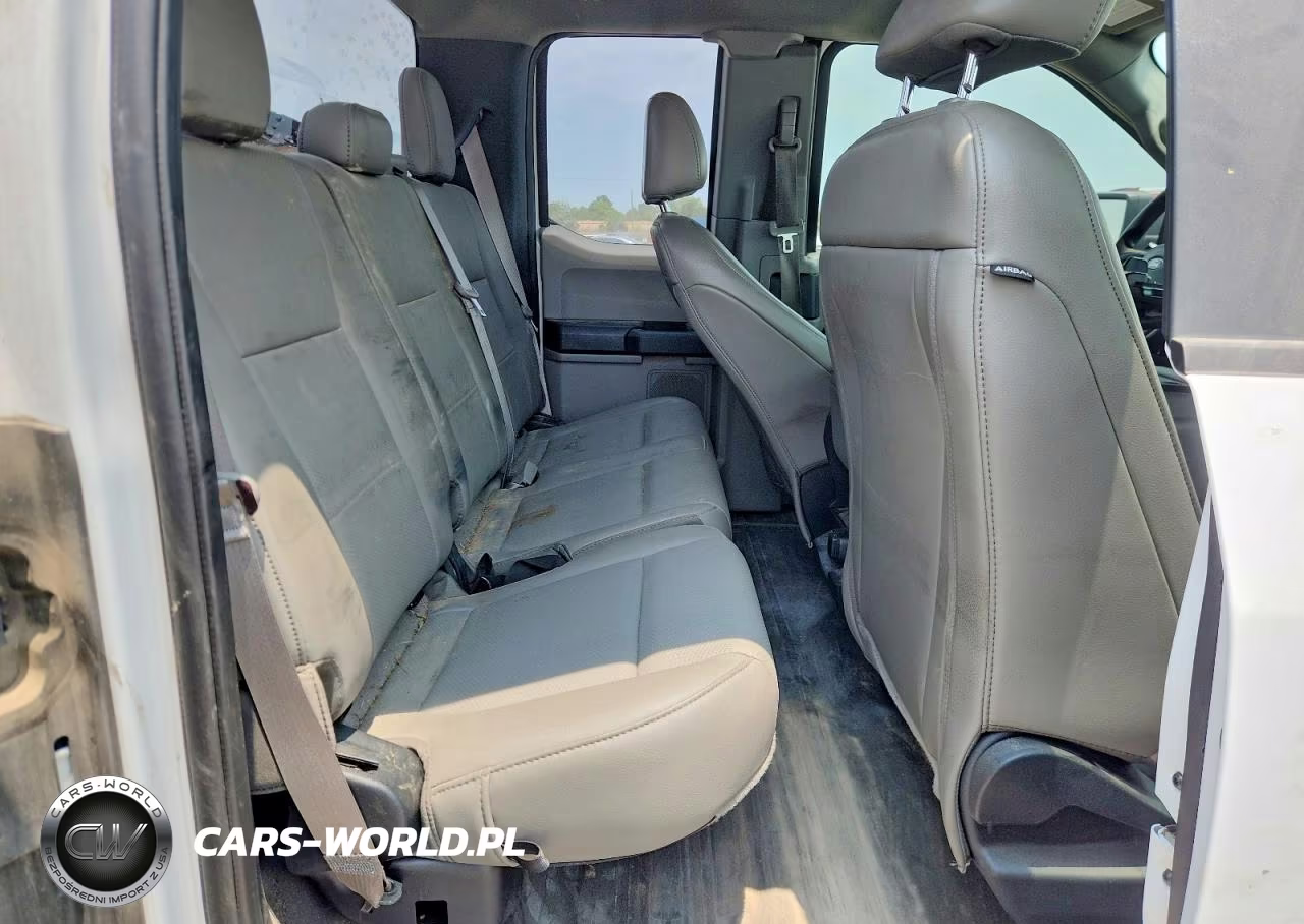 2020 Ford F150 Super Cab VIN:1FTFX1E53LKD60792 - 10