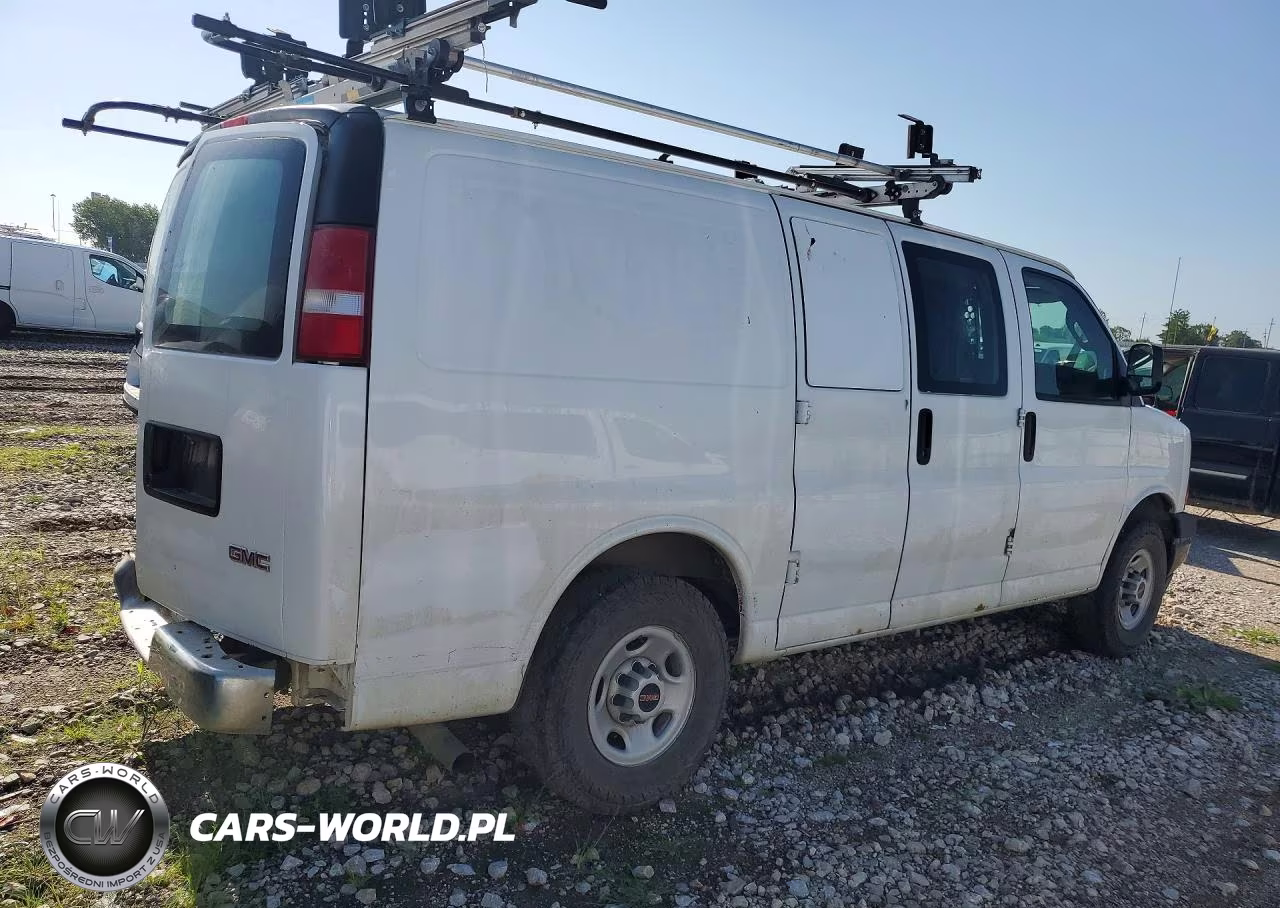 2017 GMC Savana G2500 VIN:1GTW7AFF2H1127832 - 3
