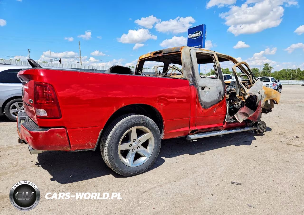 2012 Dodge Ram 1500 Sport VIN:1C6RD7HT6CS128620 - 3