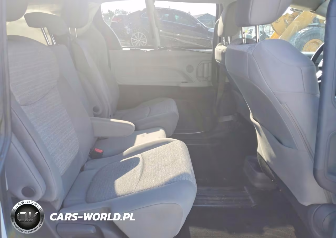 2021 Toyota Sienna Le VIN:5TDBSKFC4MS020853 - 11