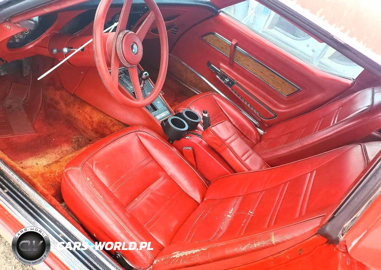 1976 Chevrolet Corvette VIN:1Z37L6S439718 - 8