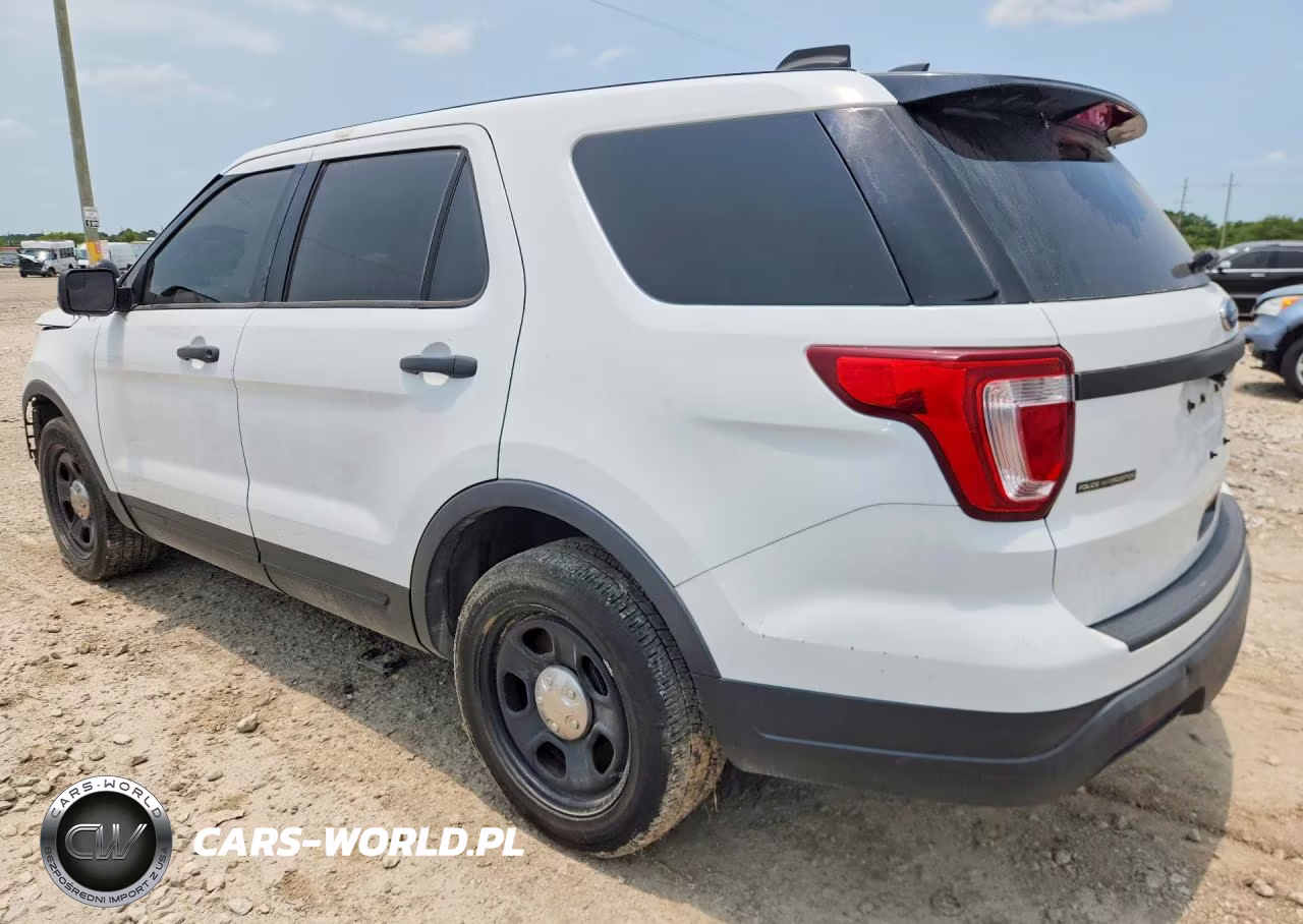 2018 Ford Explorer Police Interceptor VIN:1FM5K8AR1JGC43882 - 2