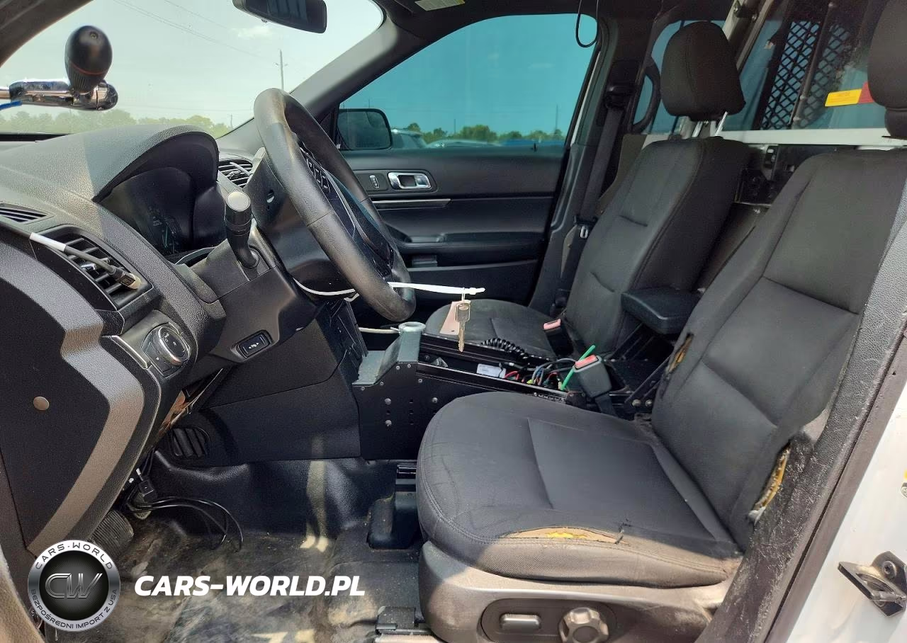 2018 Ford Explorer Police Interceptor VIN:1FM5K8AR1JGC43882 - 7